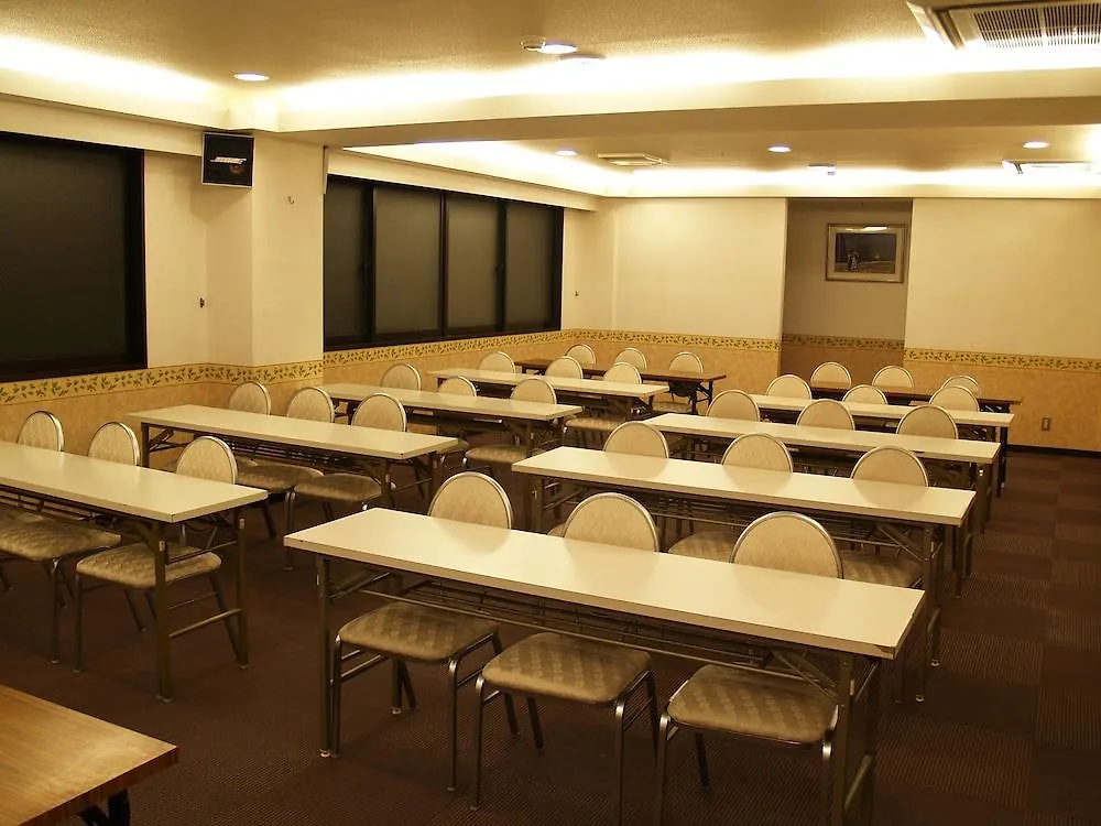 Hotel Livemax Budget סאגאמיהארה 2*,  יפן