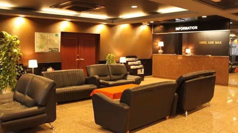 Hotel Livemax Budget סאגאמיהארה 2*,
